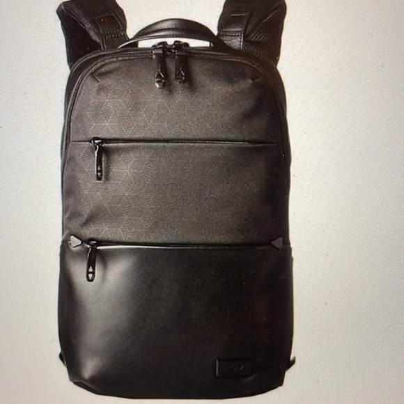 Tumi Handbags - Tumi Tahoe Elwood black backpack